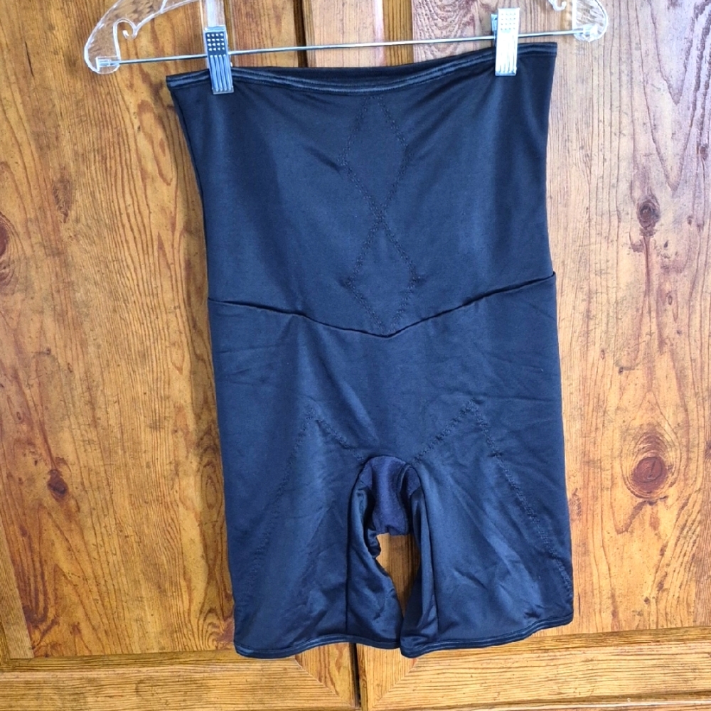 Subtract Shaper Panty Girdle Black Large